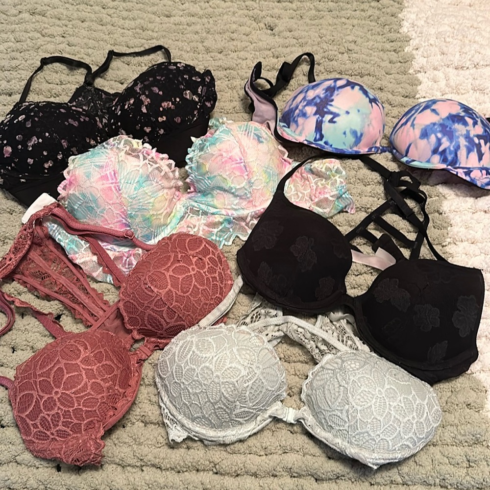Victoria Secret/ PINK bras